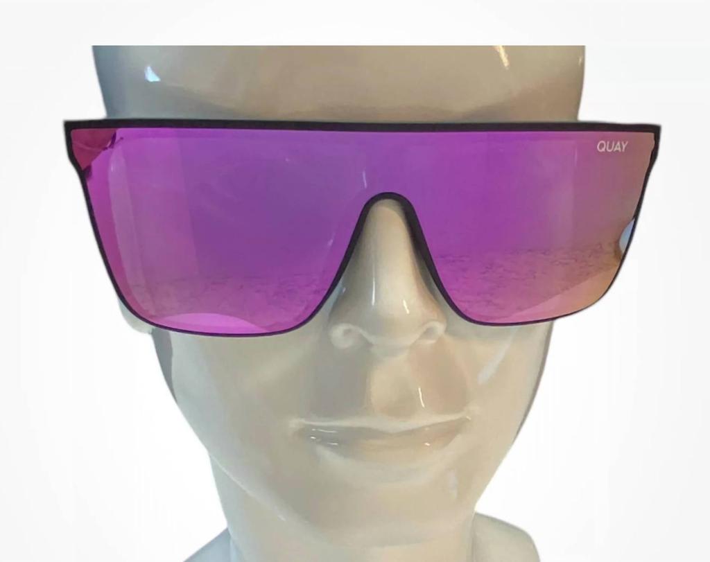 Quay Quay - Nightfall Shield Sunglasses