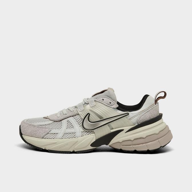 NIKE Women's Nike V2K Run Casual Shoes