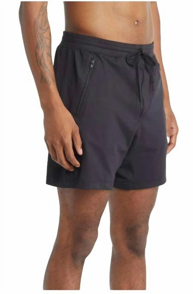 Alo Men Conquer Reform Short In Black 2