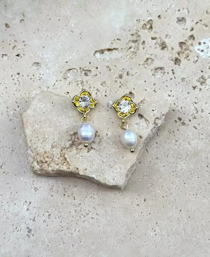 ADORNIA Gold Freshwater Pearl Crystal Flower Earrings 4