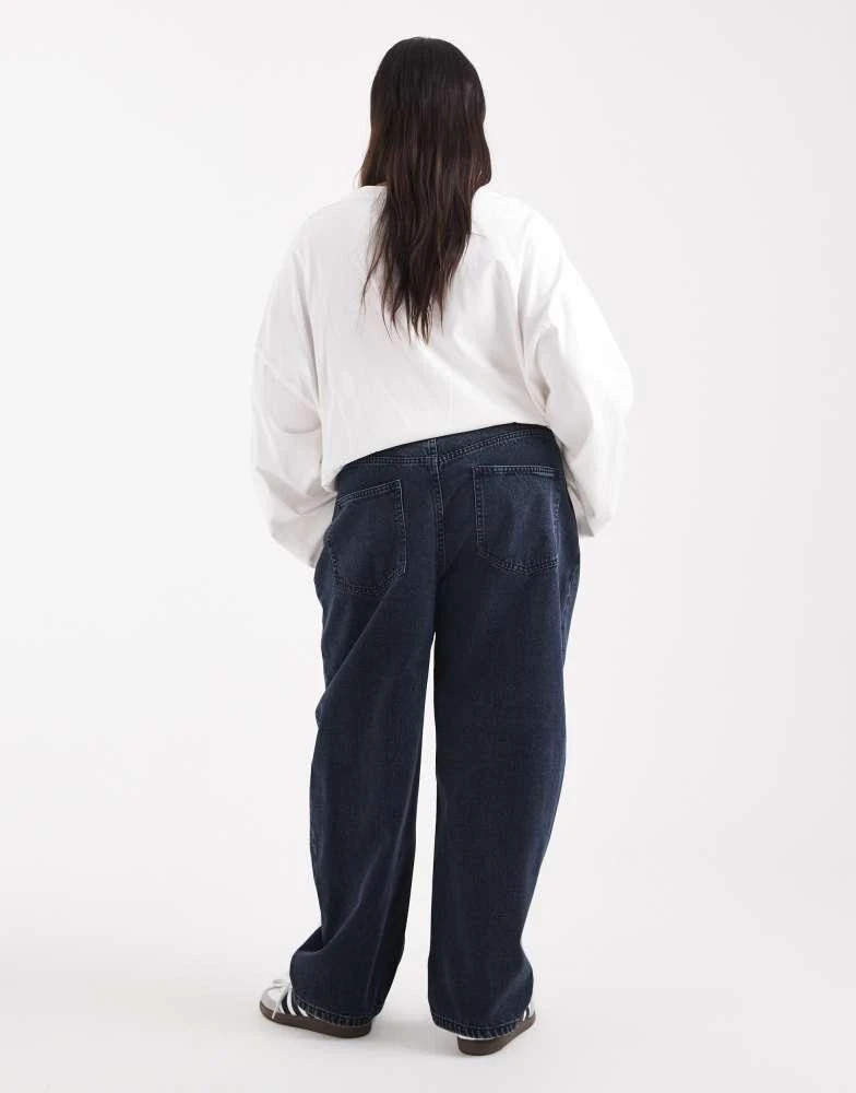 ASOS ASOS DESIGN Curve slim barrel jeans in blue black 2