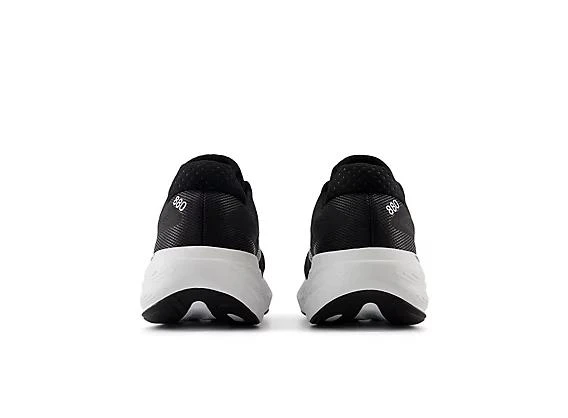 New Balance Fresh Foam X 880v15 5