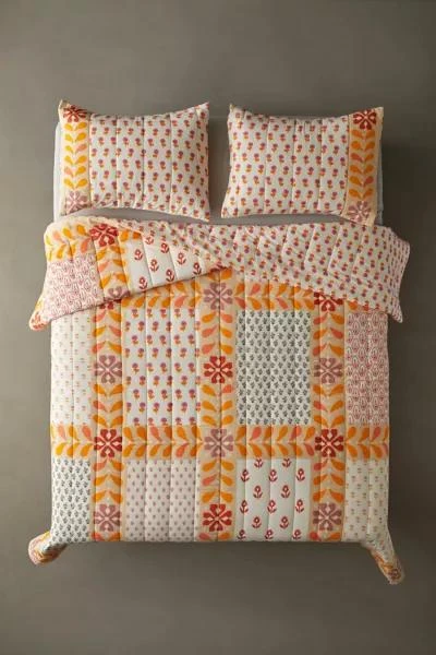 Urban Outfitters Palmetta Floral Quilt 2