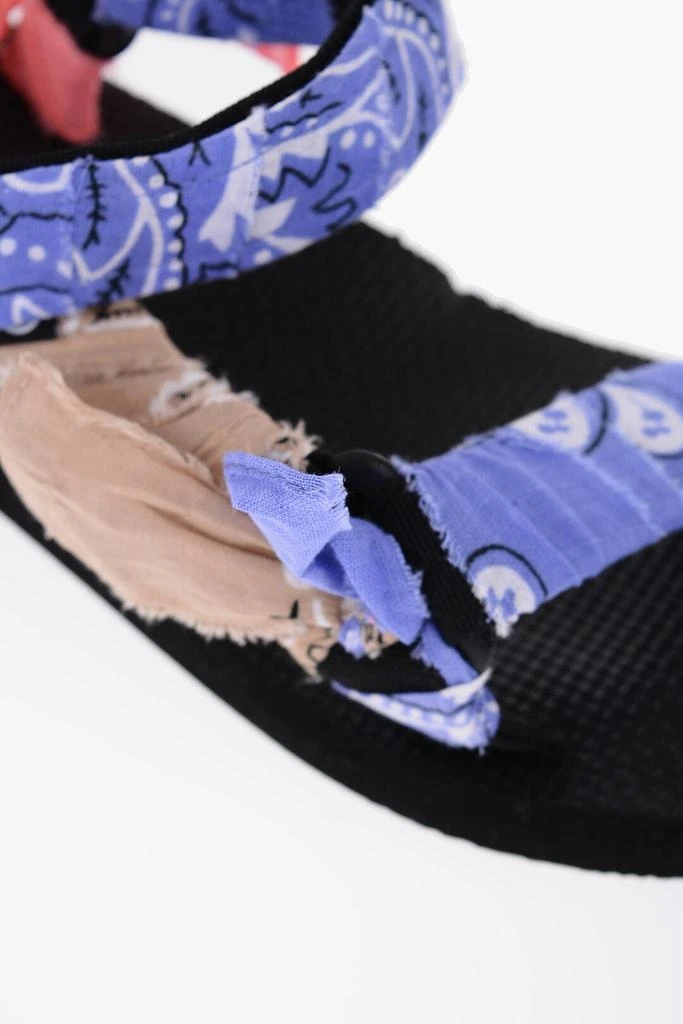 Arizona Love Trekky Low Sandals With Bandana Pattern 4
