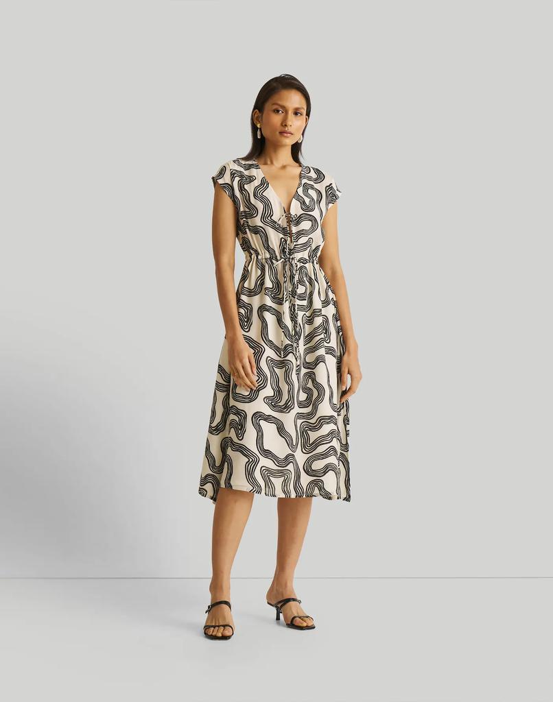 Reistor Deep V-neck. Gathered Dress