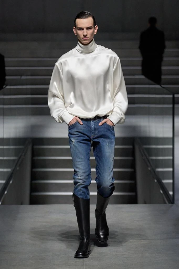 Dolce & Gabbana Silk top with stand-up collar 6