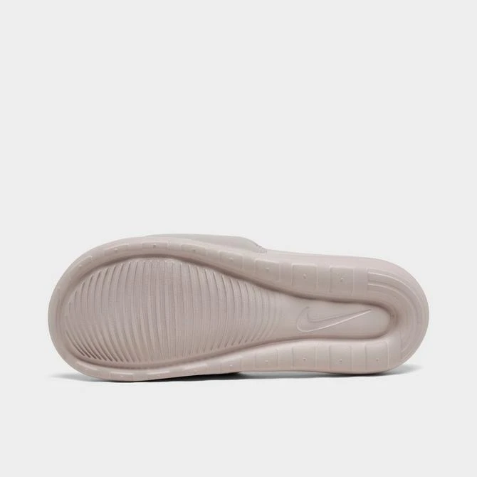 NIKE Women's Nike Victori One Slide Sandals 11