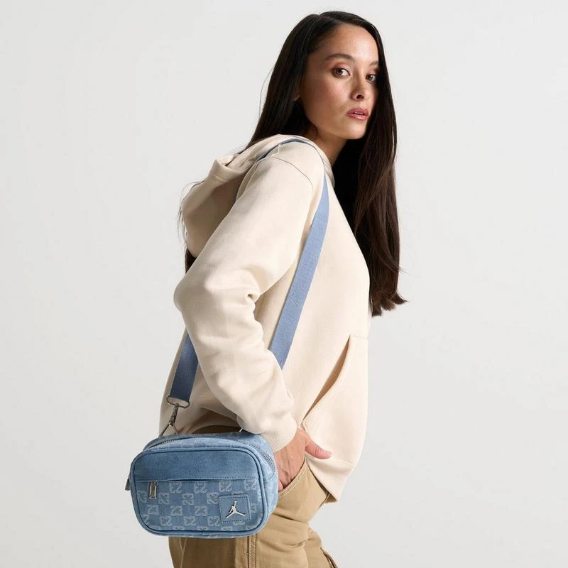 Jordan Jordan Monogram Camera Bag (1.5L) 2