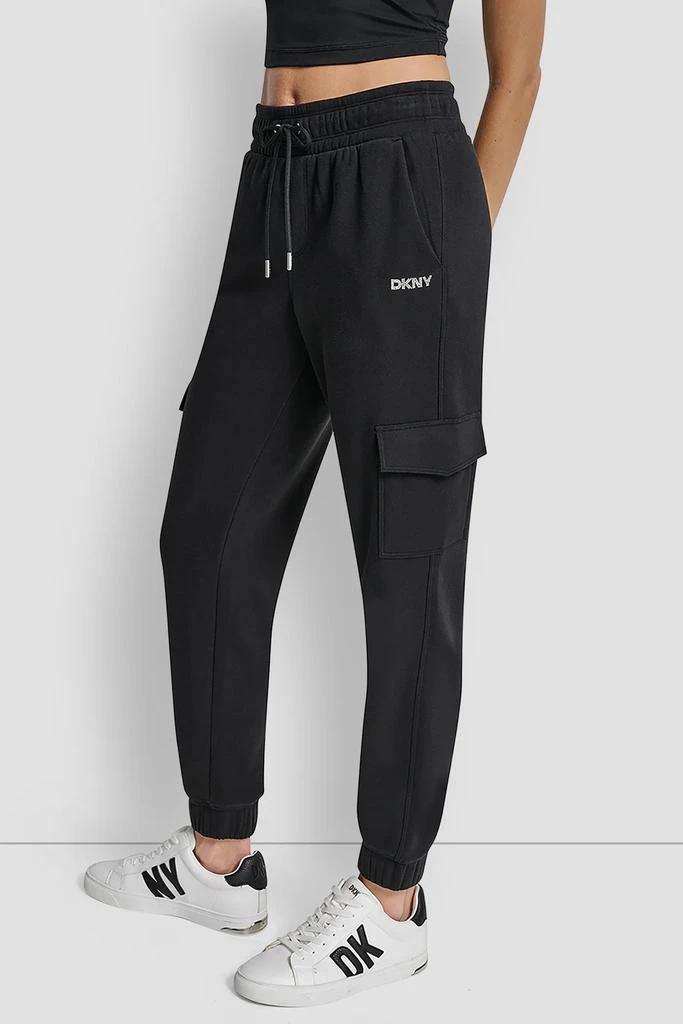 DKNY HIGH-RISE STUDDED LOGO SLIM JOGGER 3