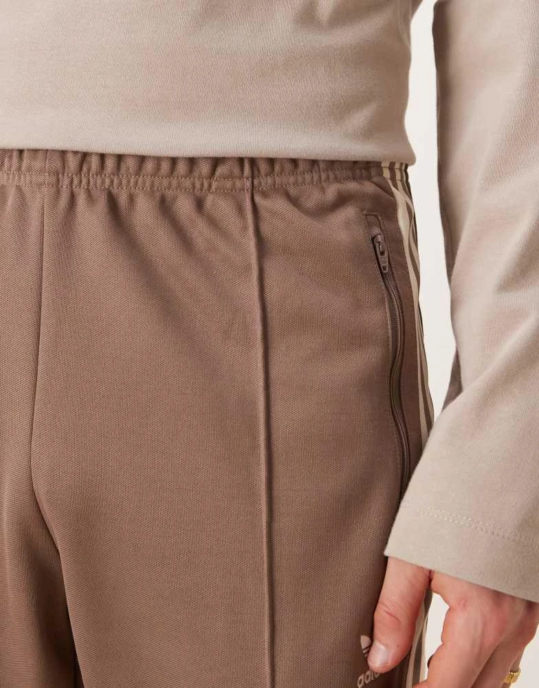 Adidas adidas Originals Classics track pants in brown 4