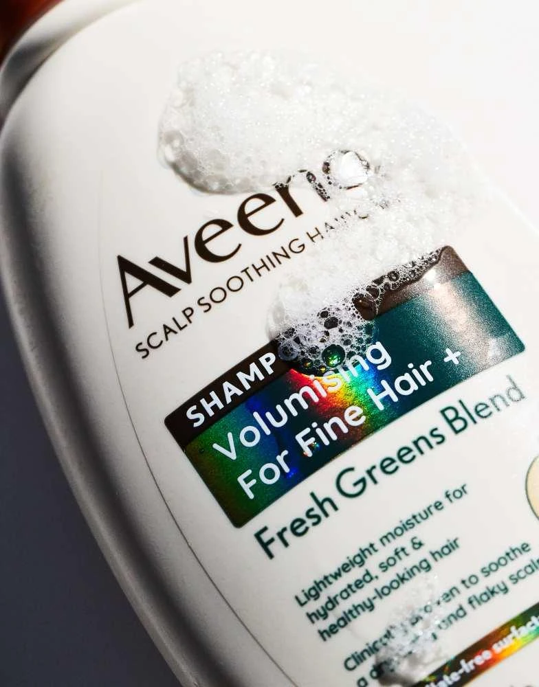 Aveeno Aveeno Haircare Volumising+ Fresh Greens Blend Shampoo 300ml 4