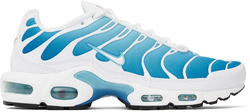 NIKE White & Blue Air Max Plus Sneakers 1