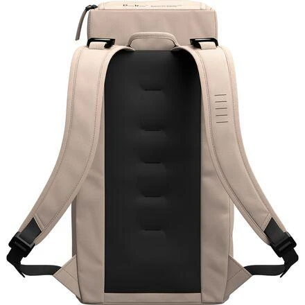 Db Hugger 20L Backpack 4