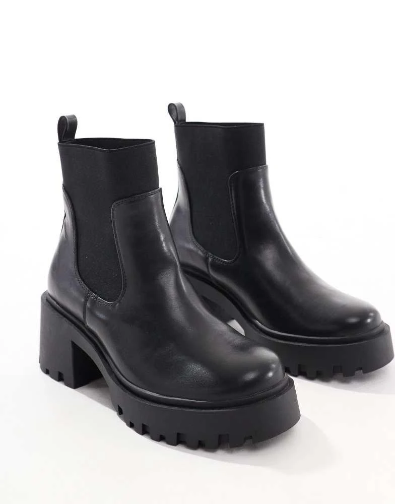 ASOS ASOS DESIGN Wide Fit Rowan chunky chelsea boots in black 3