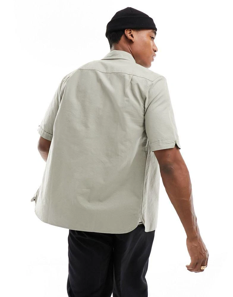 Fred Perry Fred Perry short sleeve oxford shirt in warm grey 2