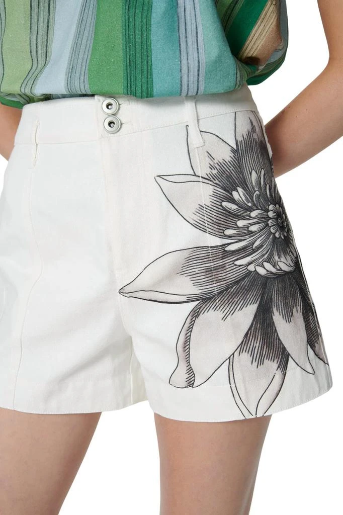 CHUFY Daisy Shorts In Flower Off White 2