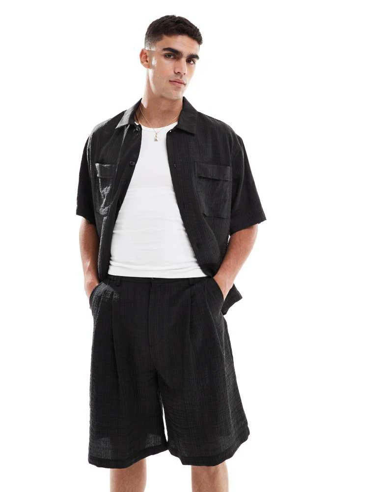 Pull&Bear Pull&Bear dart detail seersucker short co-ord in black 5