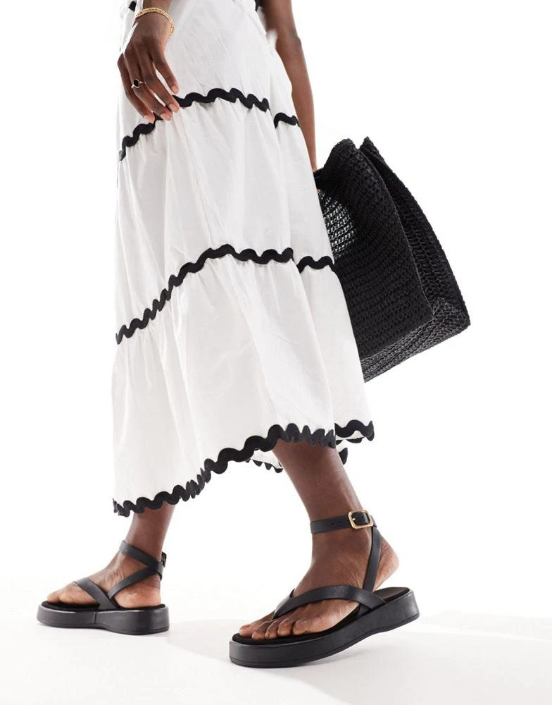 Mango Mango thong sandal in black 3