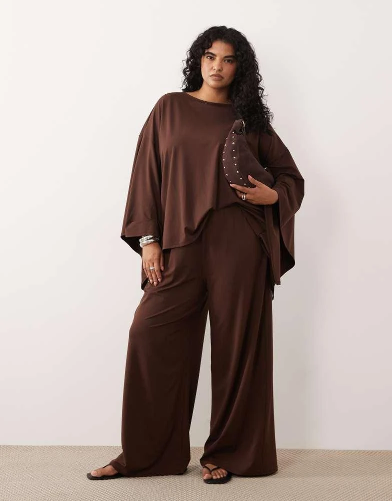 ASOS ASOS DESIGN Curve wide leg co-ord trouser in brown
