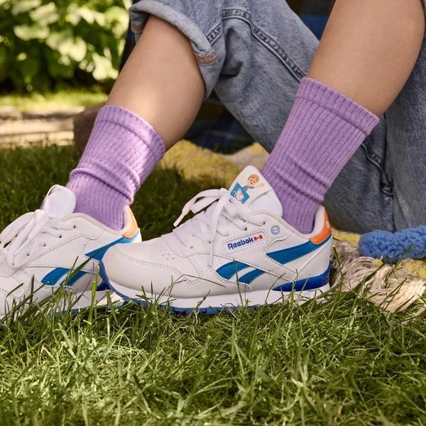Reebok Reebok x Blippi Classic Leather Step 'N' Flash Shoes - Preschool 2