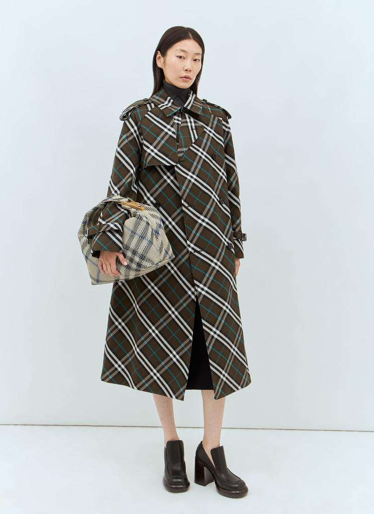 Burberry Medium Peg Duffle Handbag - Travel Bags - BeyondStyle