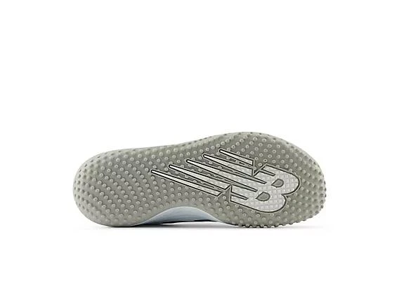 New Balance Fresh Foam Velo v4 Turf-Trainer 5