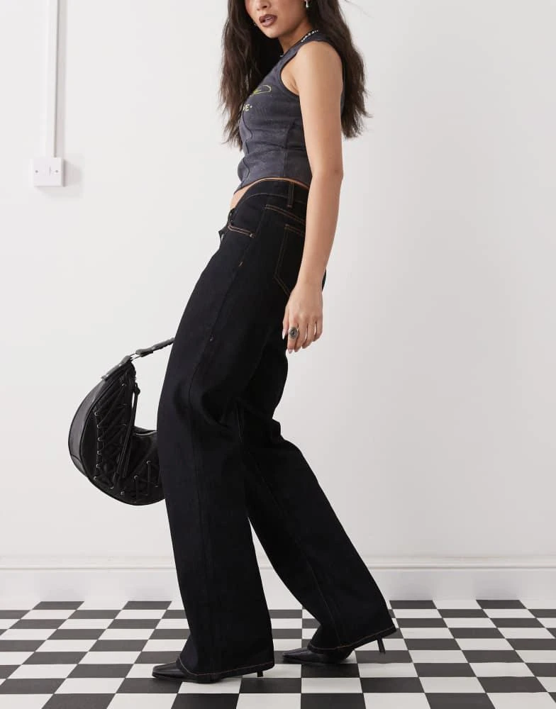 Lioness Lioness Cocoon curved waist stretch sculpt straight leg jeans in dark blue denim 3