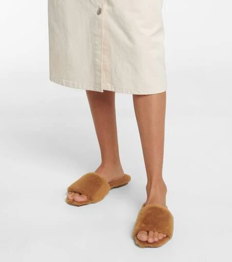 AEYDE Anna shearling slides 4
