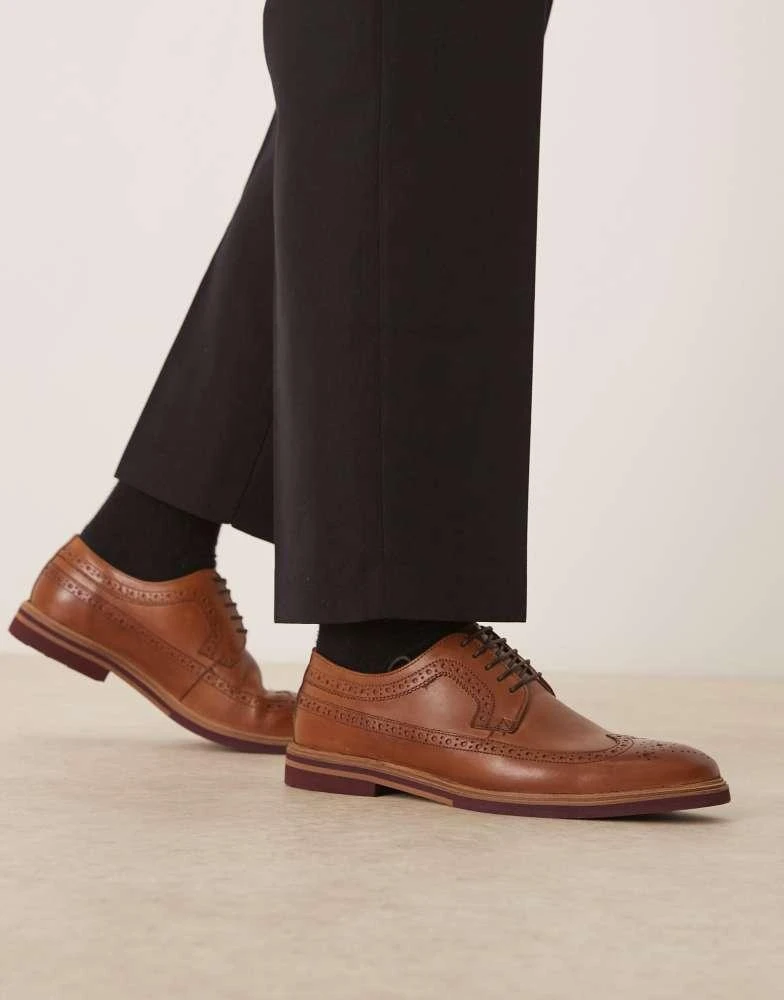 ASOS Design lace up brogue derby in tan leather-Brown ASOS Design lace up brogue derby in tan leather-Brown