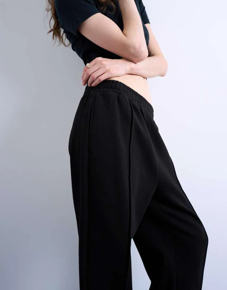 Topshop Topshop pintuck cuffed jogger in black 3