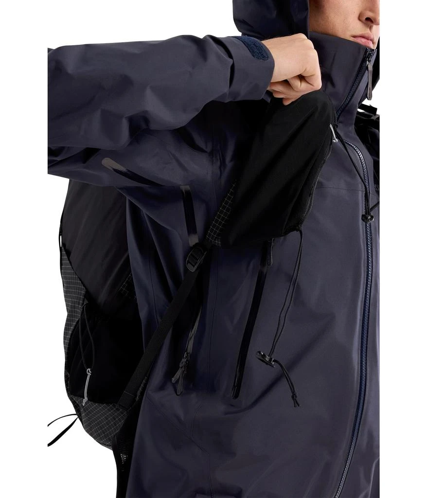 Arc'teryx Beta AR Jacket 4