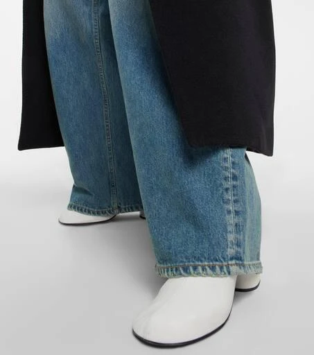 Balenciaga Glove leather ankle boots 4