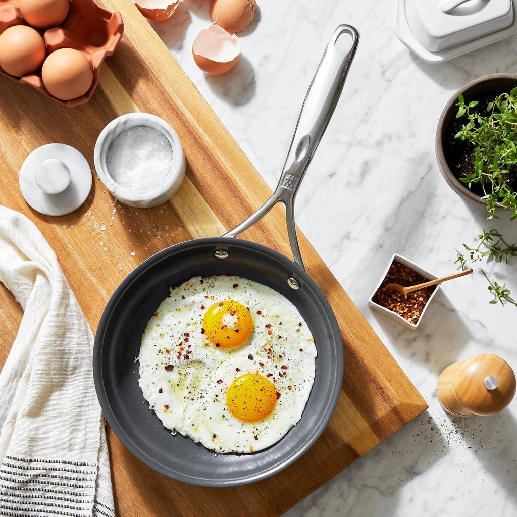 ZWILLING Energy Plus 8-inch Stainless Steel Ceramic Nonstick Fry Pan 2