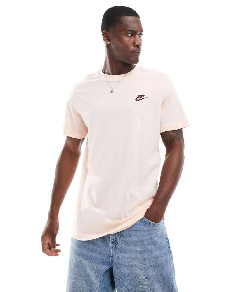 NIKE Nike Club Vignette t-shirt in washed coral 1