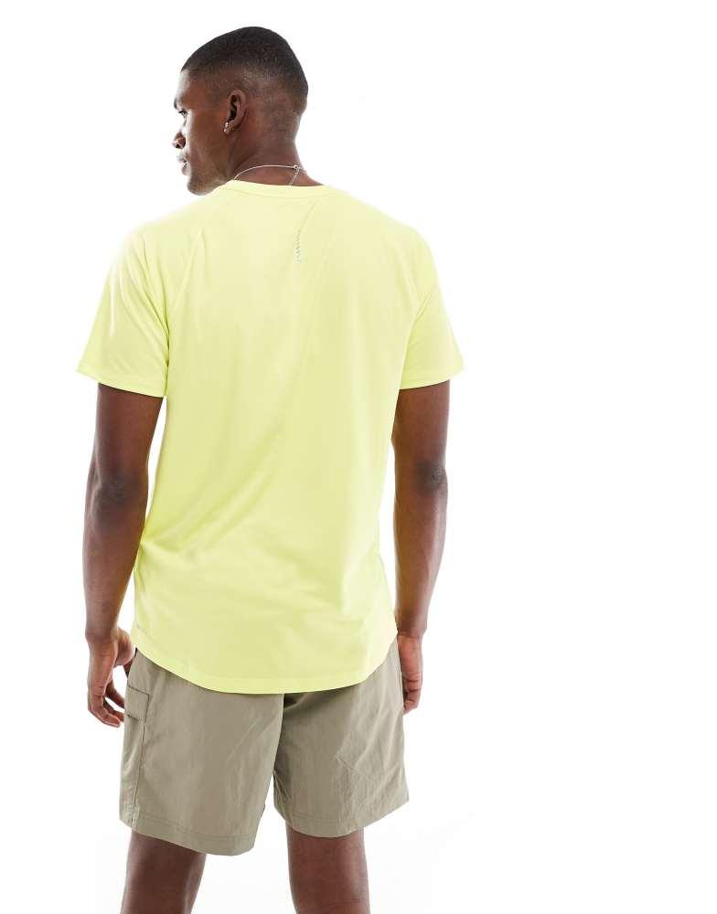 Puma Puma Run Velocity t-shirt in lime