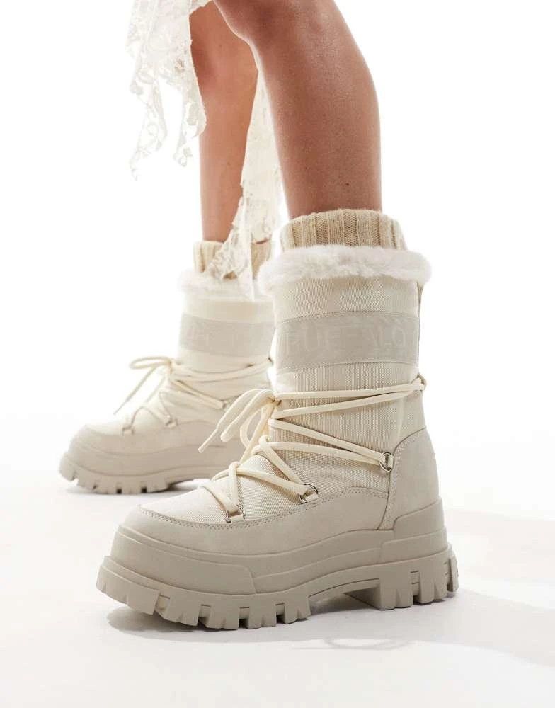 Buffalo Buffalo Aspha blizzard boot in cream 1