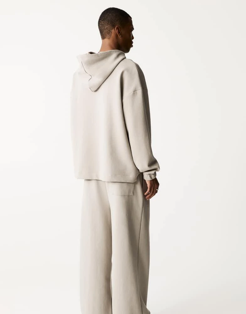 Pull&Bear Pull&Bear wide leg tailored trousers in ecru 4