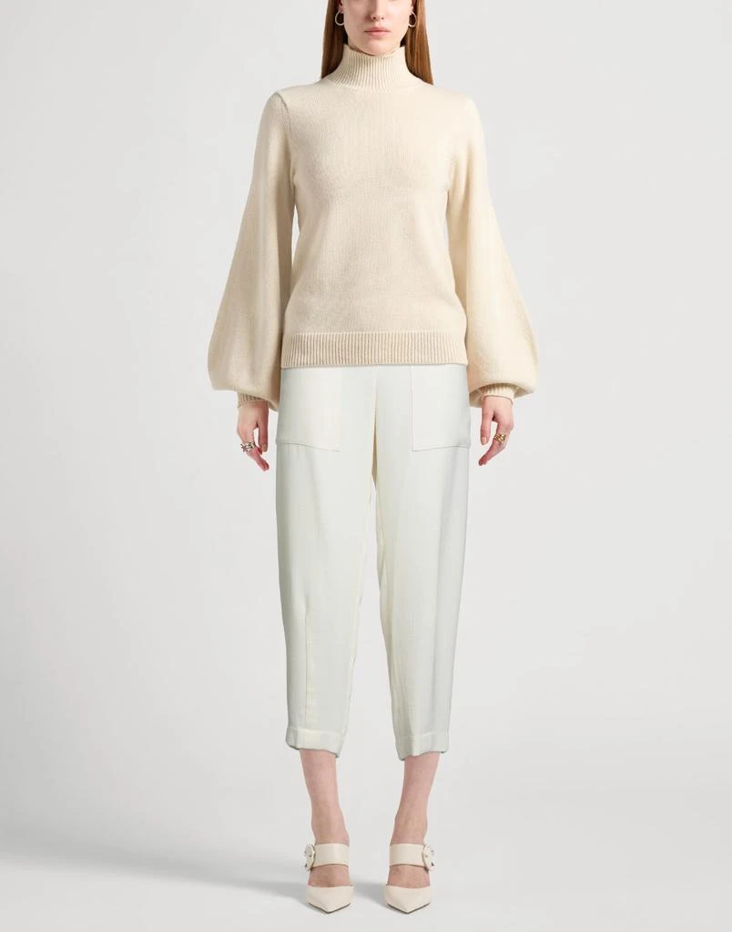 LIVIANA CONTI Casual pants 2