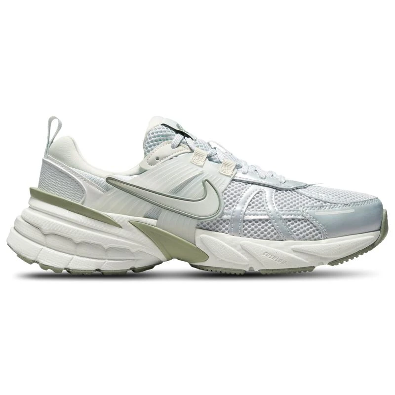 NIKE Nike V2K Run - Women's 1