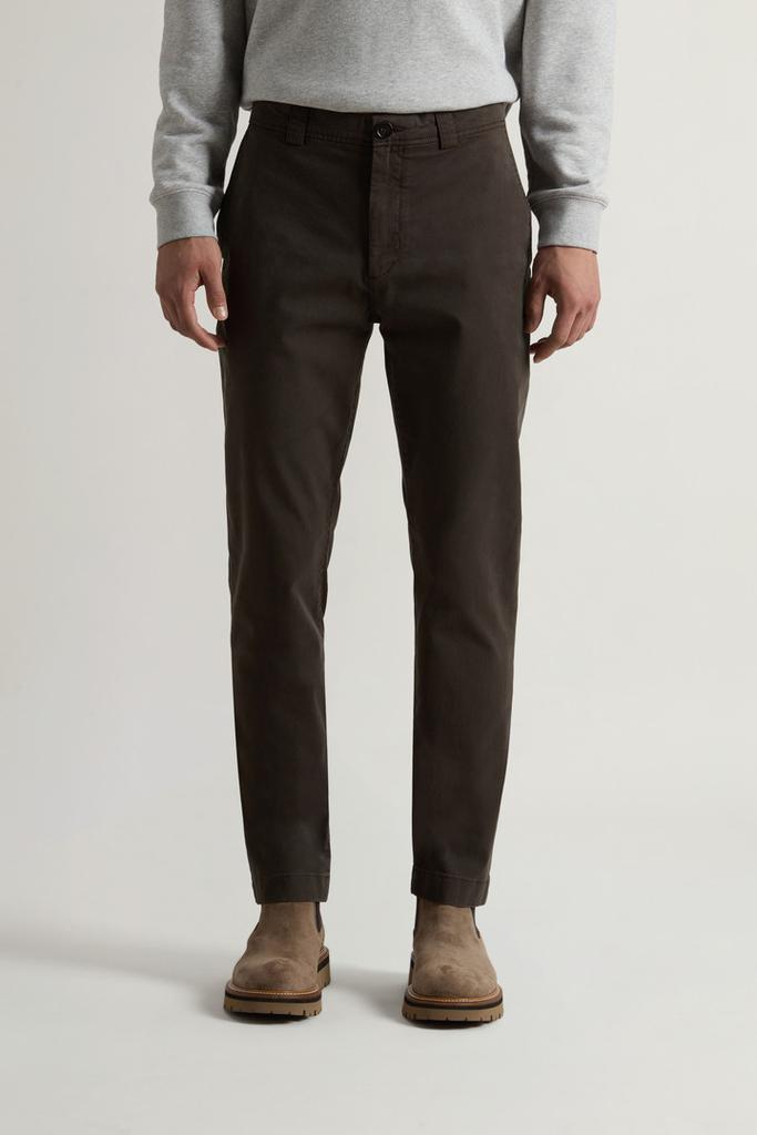 Woolrich Garment-Dyed Chino Pants in Stretch Cotton Twill - Men - Blue