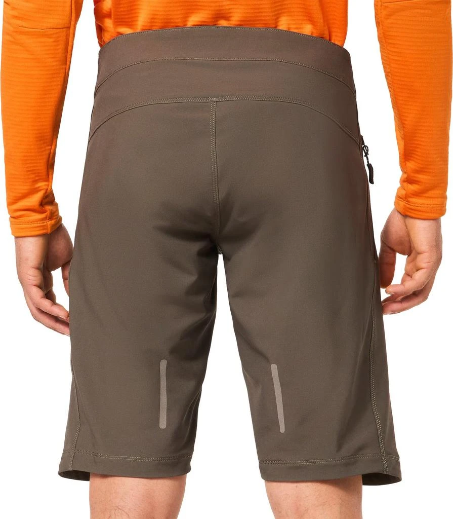 Oakley Element Shorts - Men
s 2