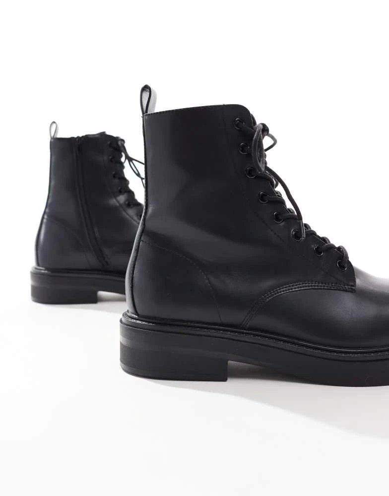 Pull&Bear Pull&Bear square toe lace up boots in black 4