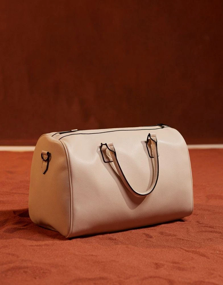 ASOS ASOS DESIGN faux leather holdall in ecru 5