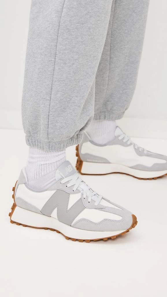 New Balance 327 Sneakers 2