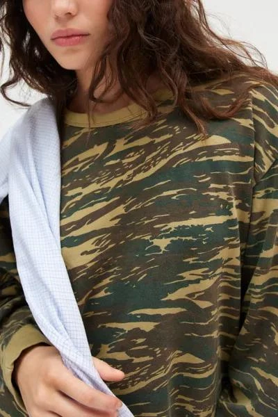 Urban Renewal Urban Renewal Vintage Camo Sweatshirt 2