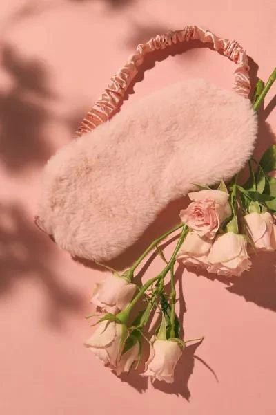 Urban Outfitters Fluffy Eye Mask 1