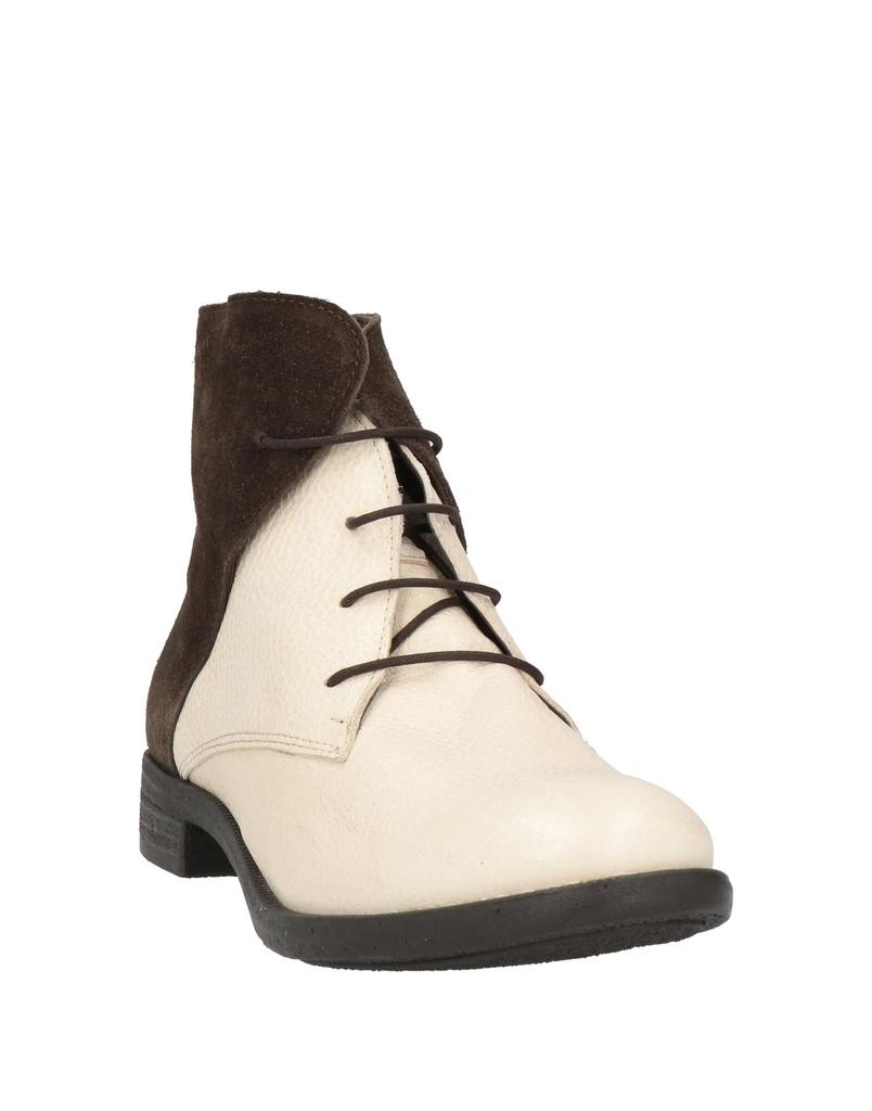 1725.A Ankle boot