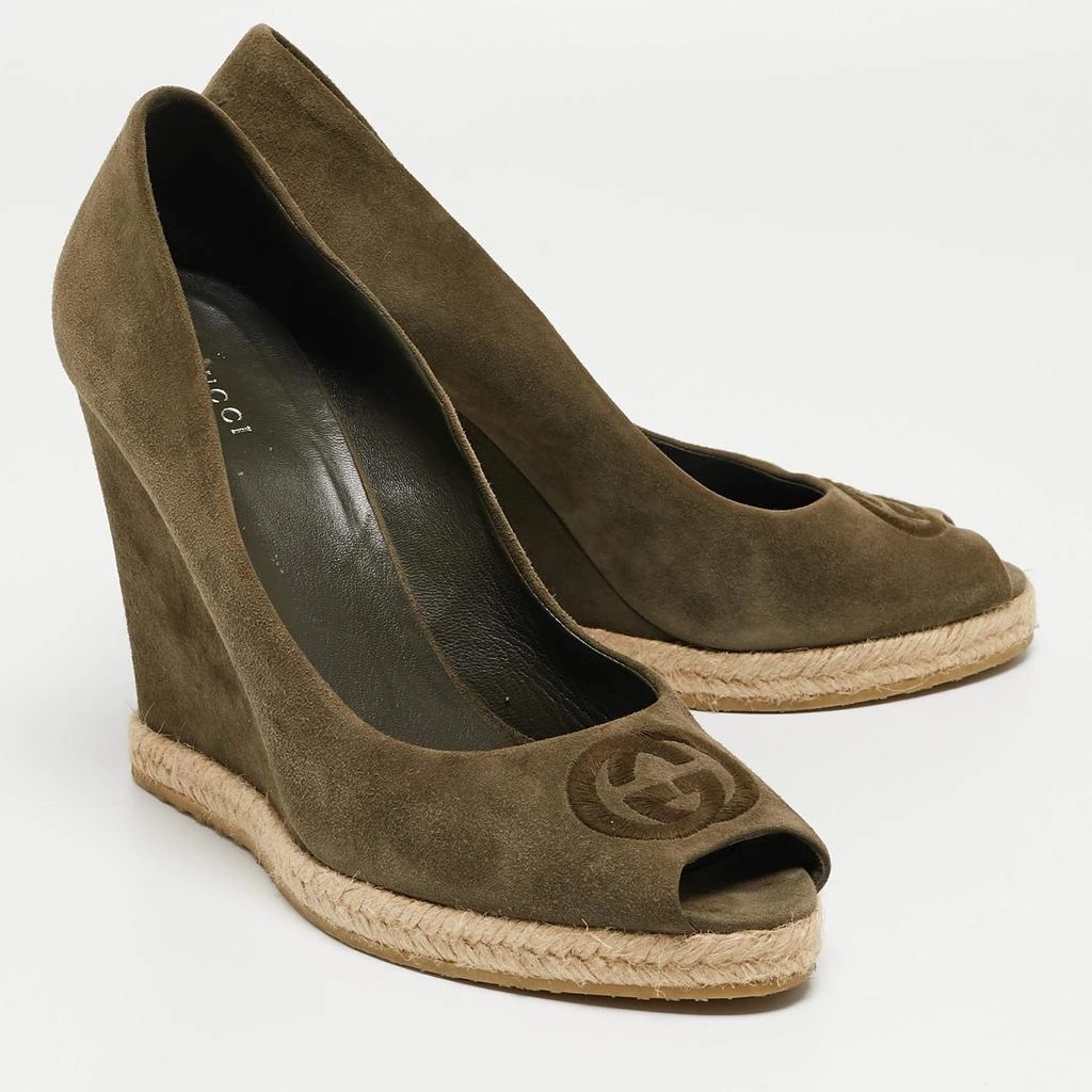Gucci Gucci Green Suede Peep Toe Wedge Pumps Size 40 4