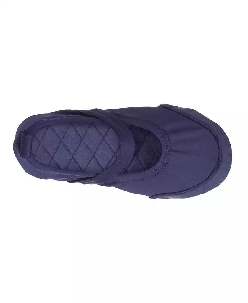 Isotoner Signature Women
s Mary Jane Shoe 3