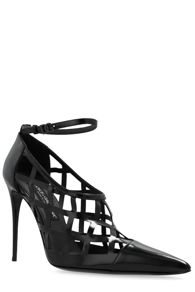 Dolce 
Gabbana Dolce 
Gabbana DG Logo Polished Pumps 2